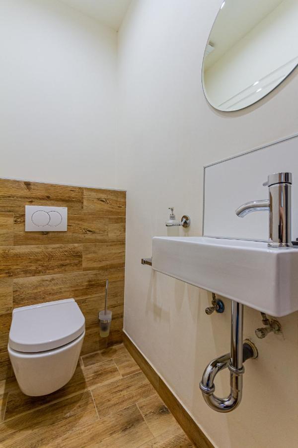Supercentral Boutique Suite Budapest Exterior photo